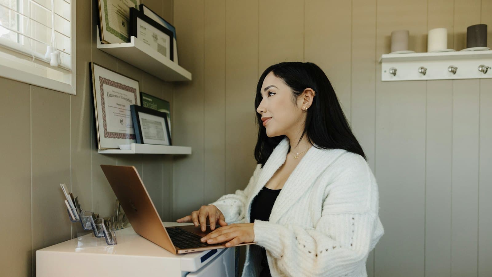 5 Small Business Website Essentials to Have on Your Site